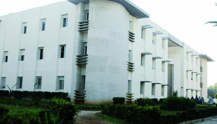 مبنى طب القلب بالمستشفى الجامعي ابن رشد